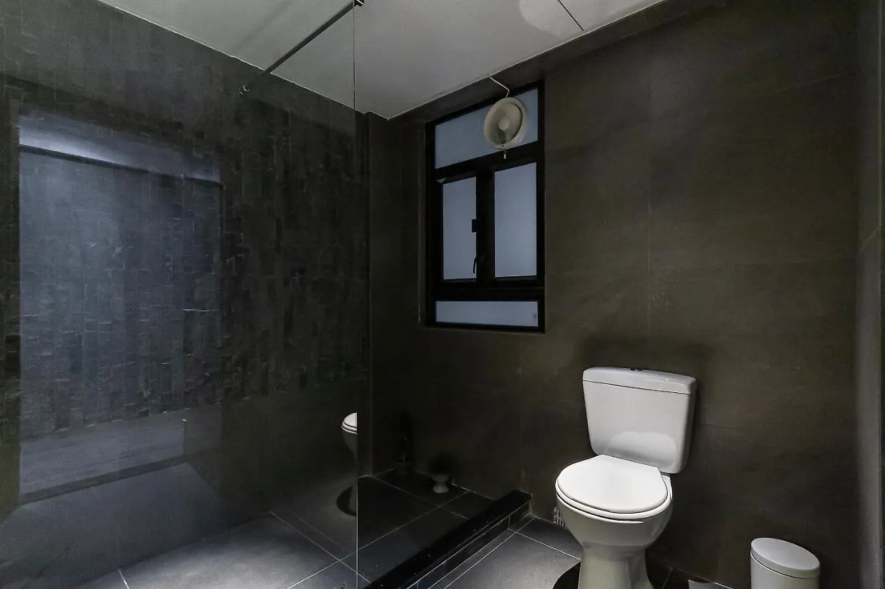 Les Barons Apartment Hong Kong