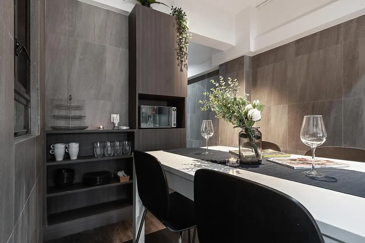 Les Barons Apartment Hong Kong