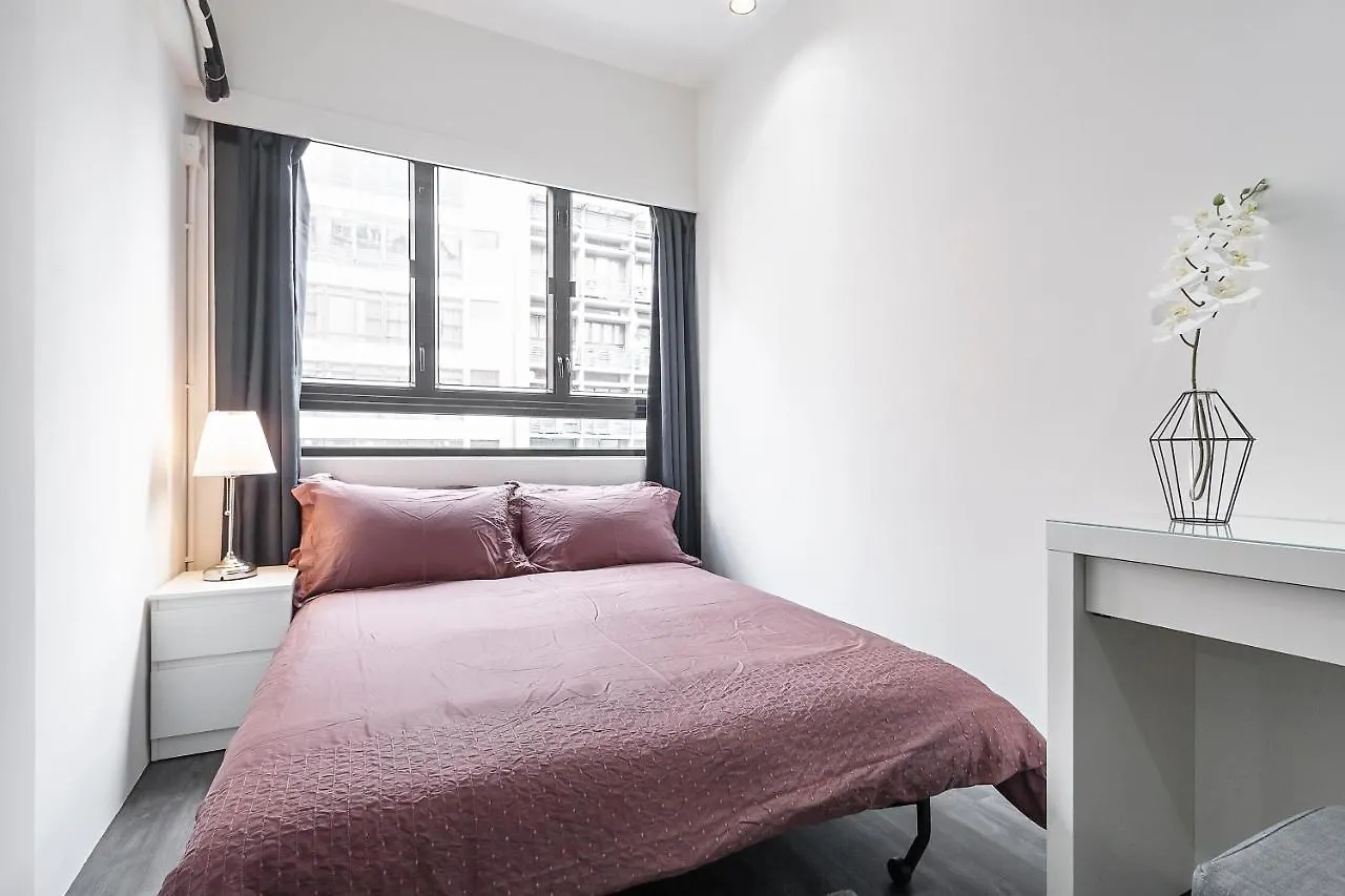 Les Barons Apartment Hong Kong