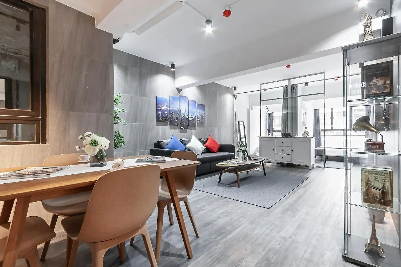 Les Barons Apartment Hong Kong