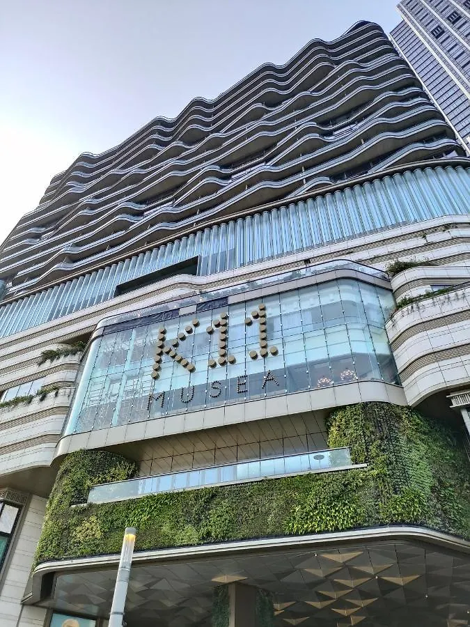 Les Barons Apartment Hong Kong